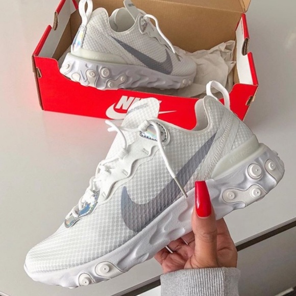 Nike Shoes - Nike React Element 55